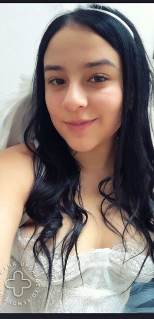 Model - Amy Ferreira deepthroat