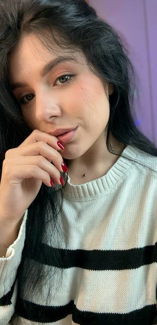 Model - Jenna deepthroat