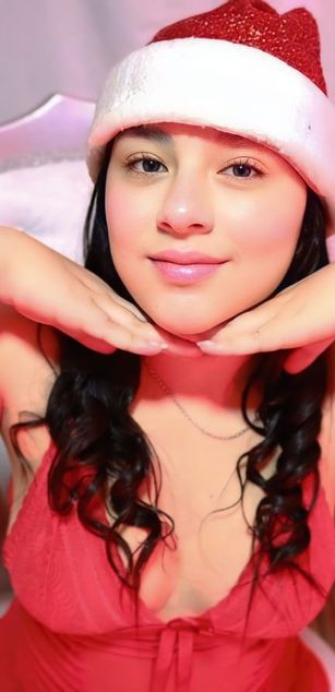 Model - Amy Ferreira deepthroat