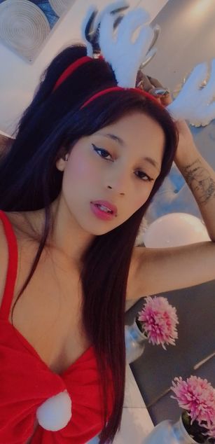 Model - Noa Dream bigtits