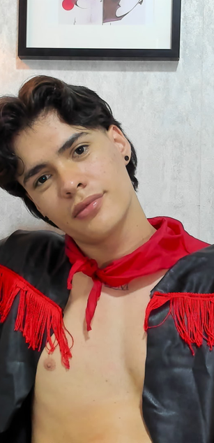 Model - Benito deepthroat