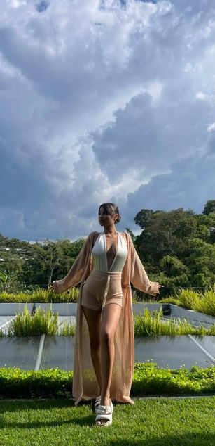 Model - NairobiLee blowjob