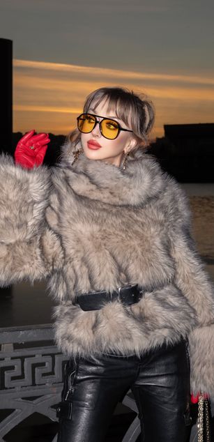 Model - SHEZEL femdom