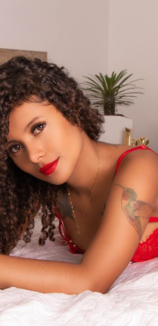 Model - MysticBrunette roleplay