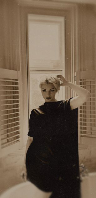 Model - Lady Alice fastresponse