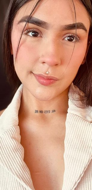 Model - Violet Blaze blowjob