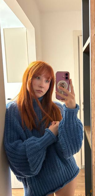 Model - CorosiaBlum young