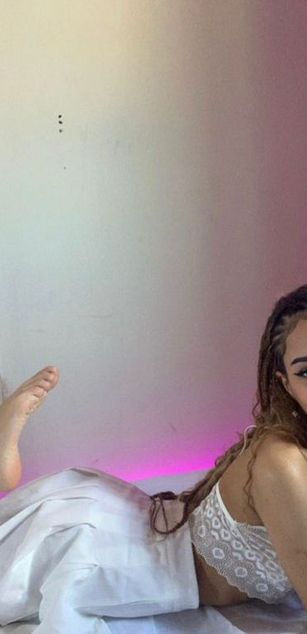 Model - Angelita Flores shaved