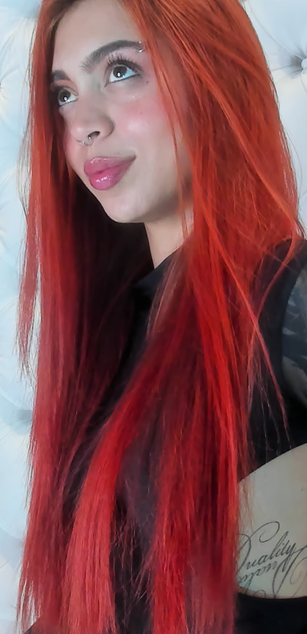 Model - Polygonnia deepthroat