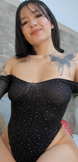 Model - EmmaSinclair deepthroat