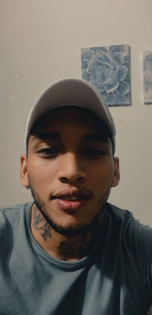 Model - Evan Velvet fetish