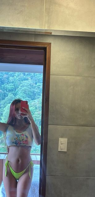 Model - LunaWarner bigboobs