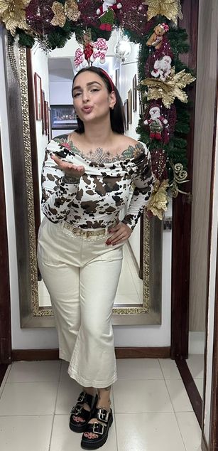 Model - Nati roleplay