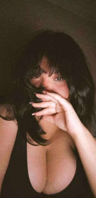 Model - Lovequinn hairy