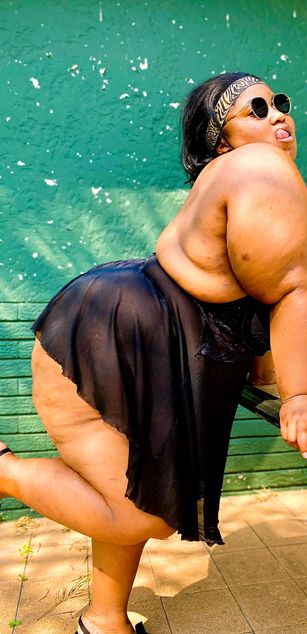 Model - ChubbyChickxxx bbw