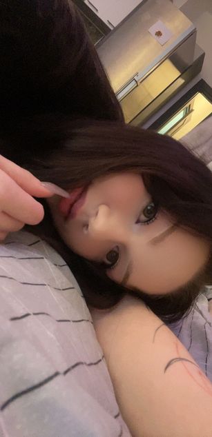 Model - Melissa dildo