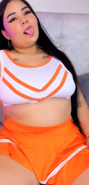 Model - Katya Pittman deepthroat