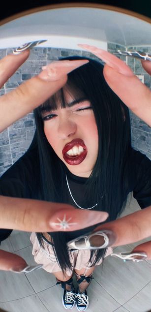 Model - Bad.Dixxxe fastresponse