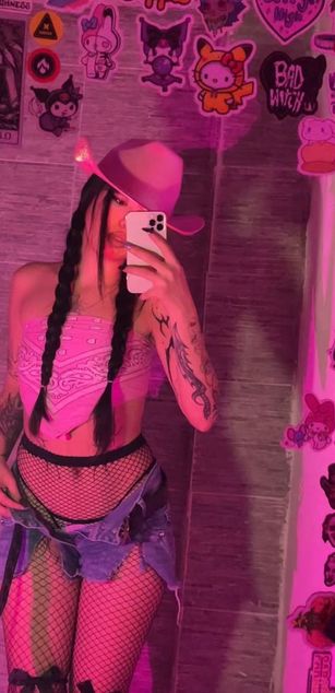 Model - Bad.Dixxxe fastresponse