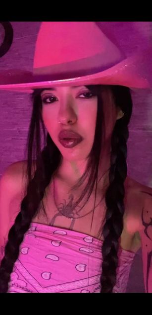 Model - Bad.Dixxxe fastresponse