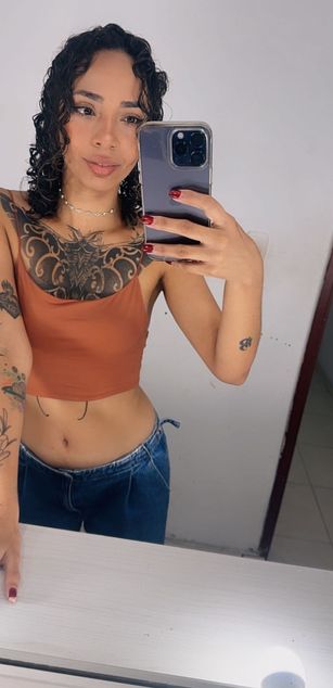 Model - SilvanaOwen LATINA