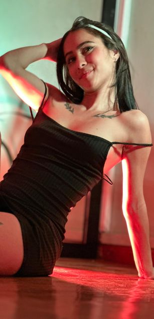 Model - Alana Martinez roleplay