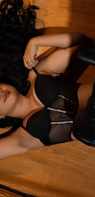 Model - Catalina Soto blowjob