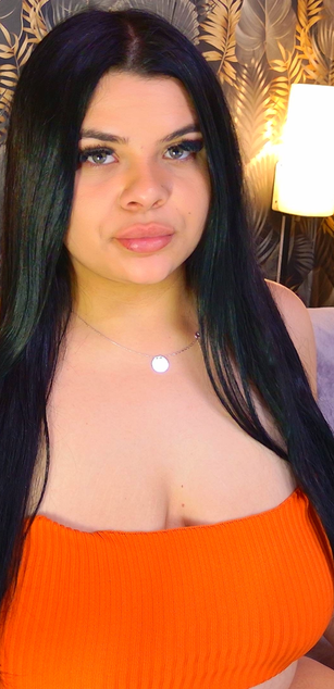 Model - MADYSMILES blowjob