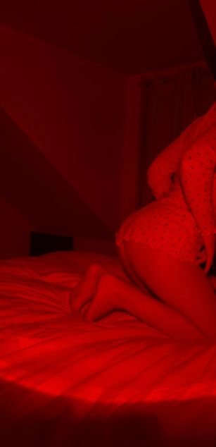 Model - Rose Wild young