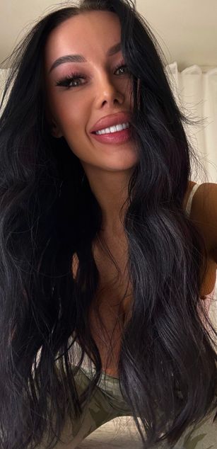 Model - kimberry bigtits