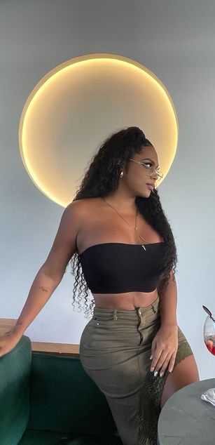 Model - Victoria phillips bigcock