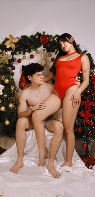 Model - Emily_and_Zac deepthroat