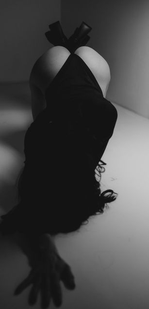 Model - Nerissa Myst heels