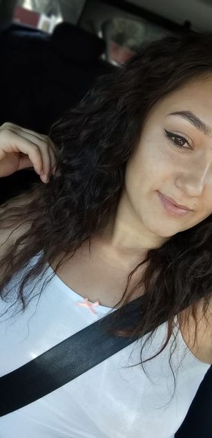 Model - CassiaTrace lips