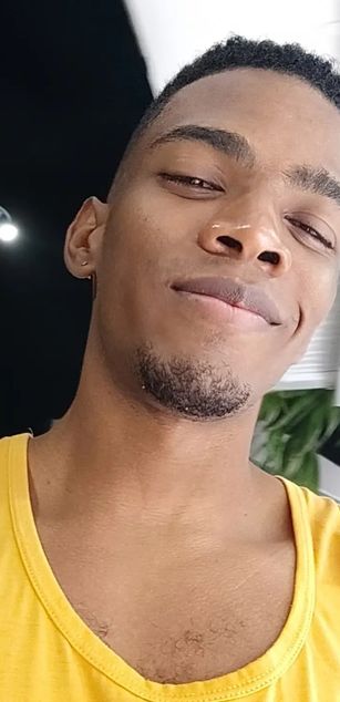 Model - Kiros deepthroat