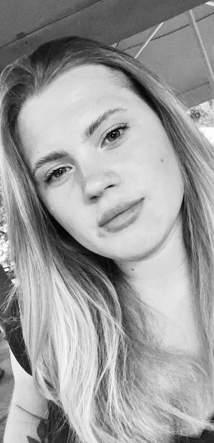 Model - ElseaBloom blowjob