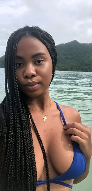 Model - Brenda Miller deepthroat