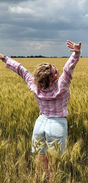 Model - ElseaBloom blowjob