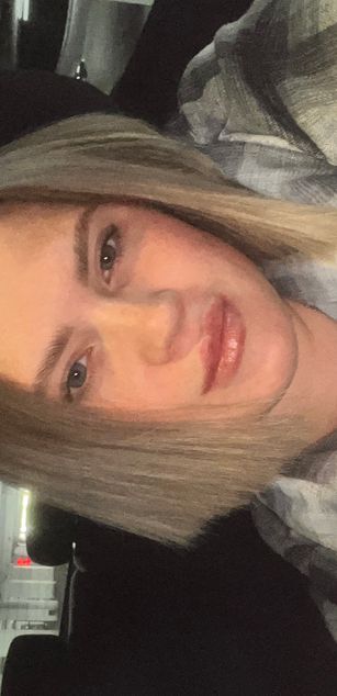 Model - ElseaBloom blowjob