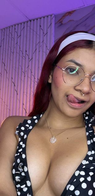 Model - PinkObey young