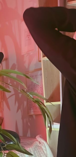 Model - Paris Beautiful ass