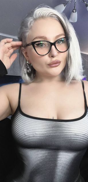 Model - Wounded_Goddess fastresponse