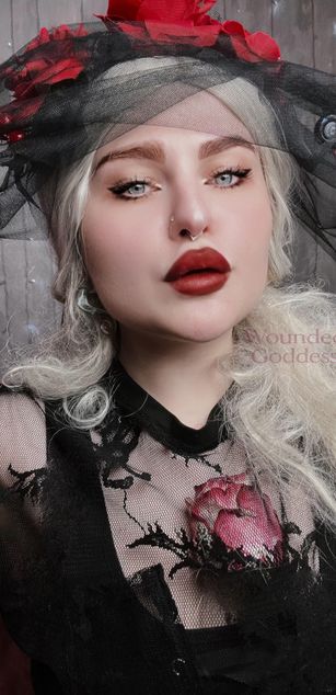 Model - Wounded_Goddess fastresponse