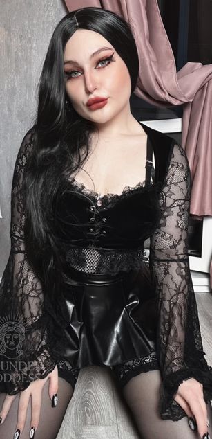 Model - Wounded_Goddess JOI