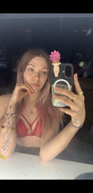 Model - Bunny dirtytalk