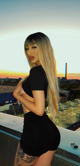 Model - CassandraFoxy teen