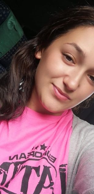 Model - CassiaTrace lips