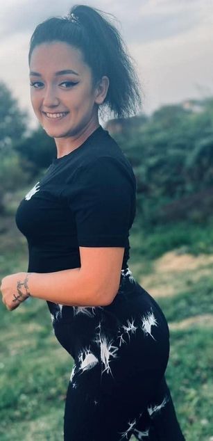 Model - CassiaTrace lips