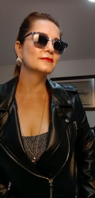 Model - Jessica Bonnet dildo