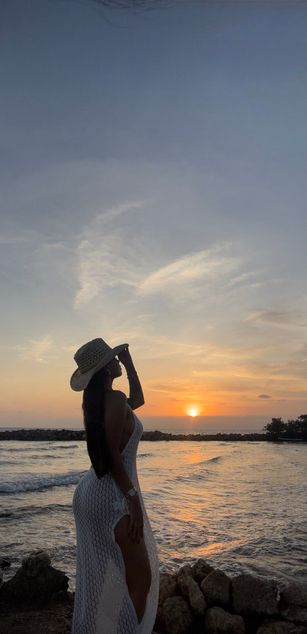 Model - Princess Miley ass